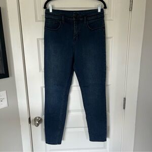 ❤️‍🔥HP❤️‍🔥 BDG Super High Rise Twig Ankle Jeans